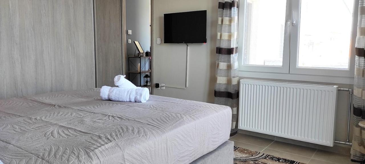 Апартаменты Spiros - Full Renovated House 2022 Marmaron  Экстерьер фото